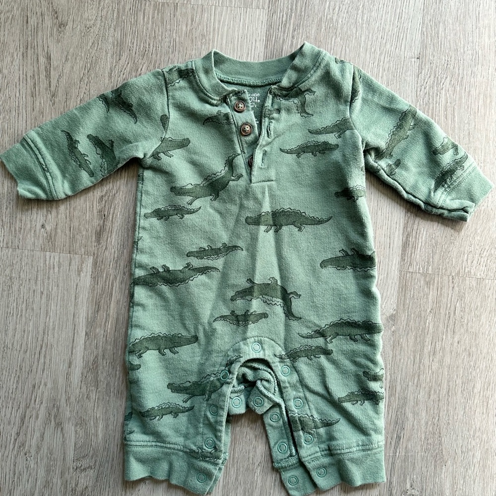 Charming Green Alligator Kids Footie